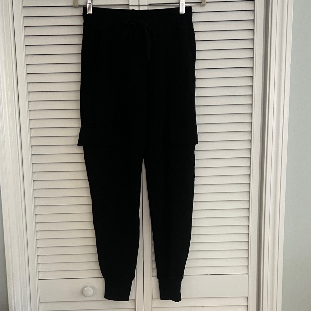 Sundry for Evereve Cargo Drawstring Black Joggers Size 0